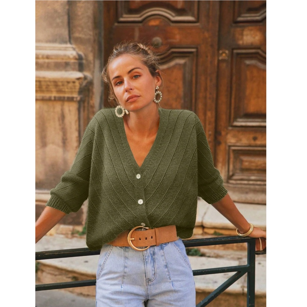 V-Cut Buttoned Down Green Knit Cardigan Textured, Long Sleeve - Picture 5 of 7